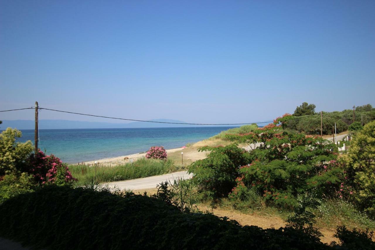 Kariani Beach Apartment エクステリア 写真